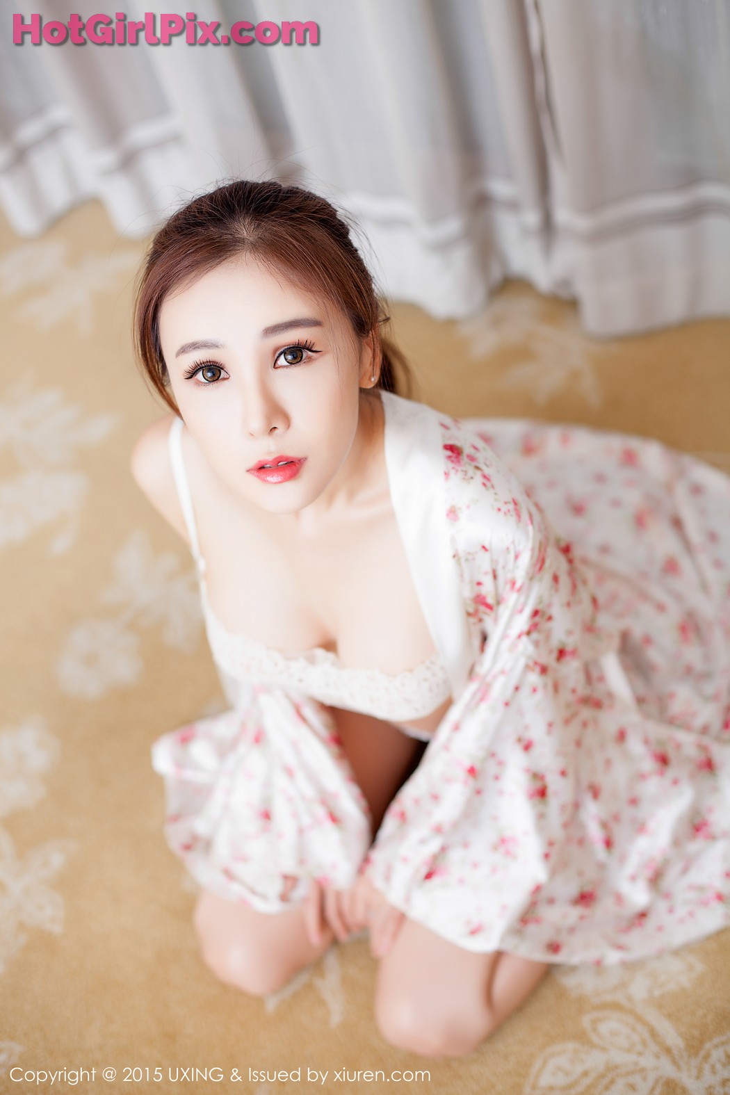 [UXING] VOL.022 Lu Wan Rou 吕婉柔Angelin