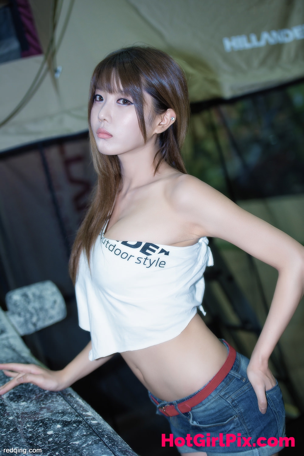 Heo Yoon Mi at Korea Autocamping Show 2012