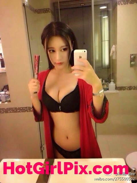 Fan Ling (Jolie) - Stunning Chinese girl from Beijing