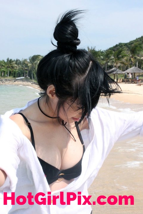 Elly Tran in Thailand