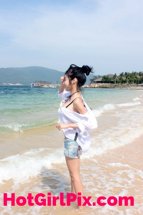 Elly Tran in Thailand