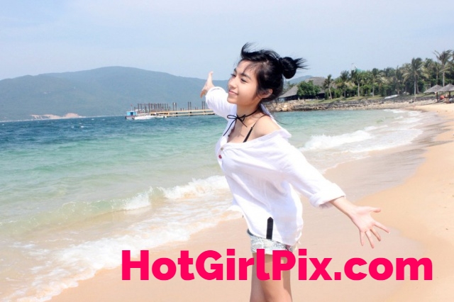 Elly Tran in Thailand