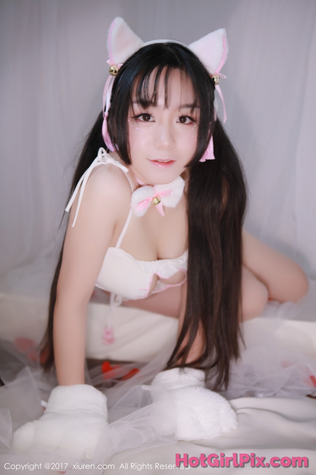 [XIUREN] No.753 Chi Bai Cai De 吃白菜的vi菜菜 Cai Cai