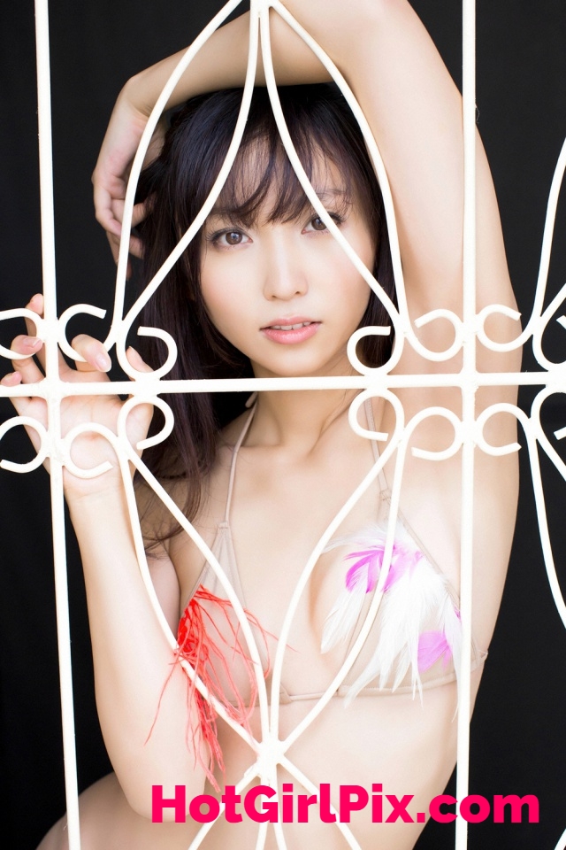 Risa Yoshiki - Stunning photo shots