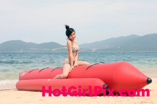 Elly Tran in Thailand