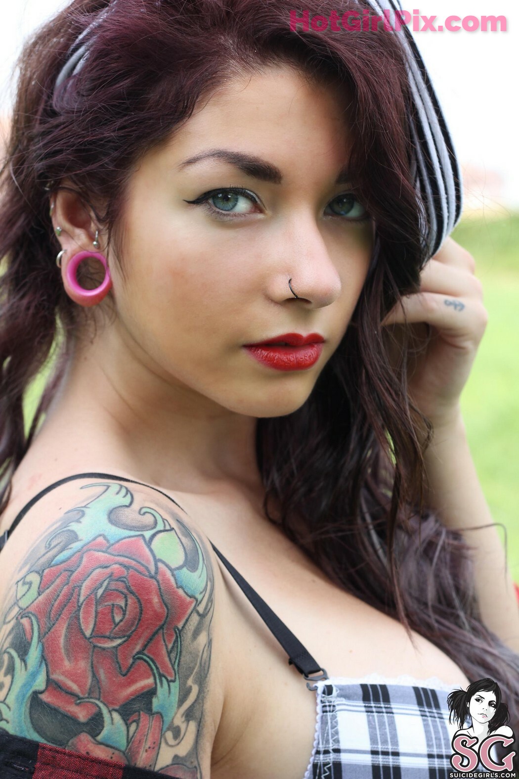 [Suicide Girls] Alerosebunny - 50's In Delight