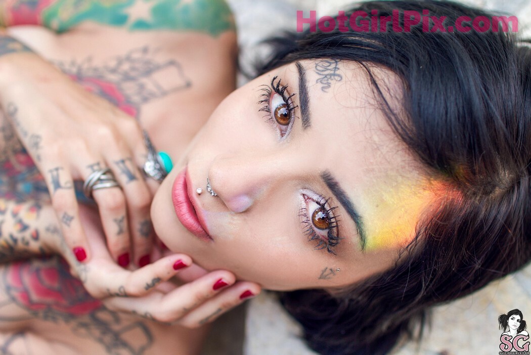 [Suicide Girls] Anabuhr - Prism