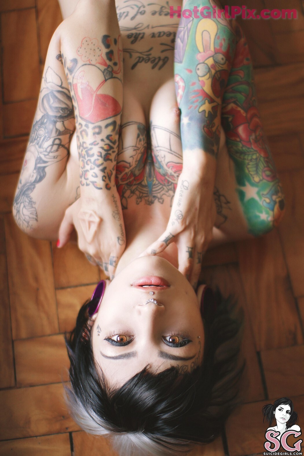 [Suicide Girls] Anabuhr - VIOLETA