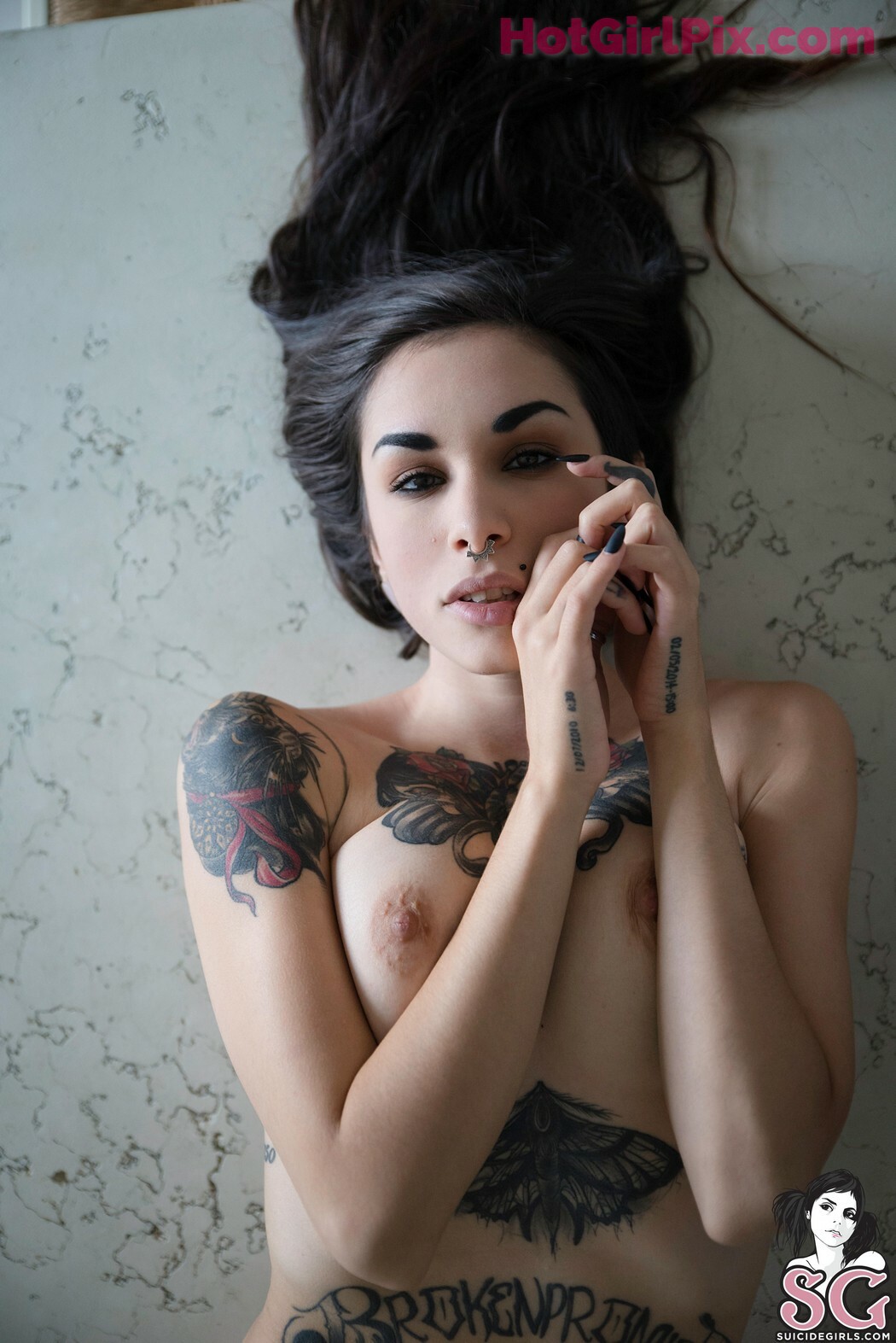 [Suicide Girls] Slim - WHITE WOLF