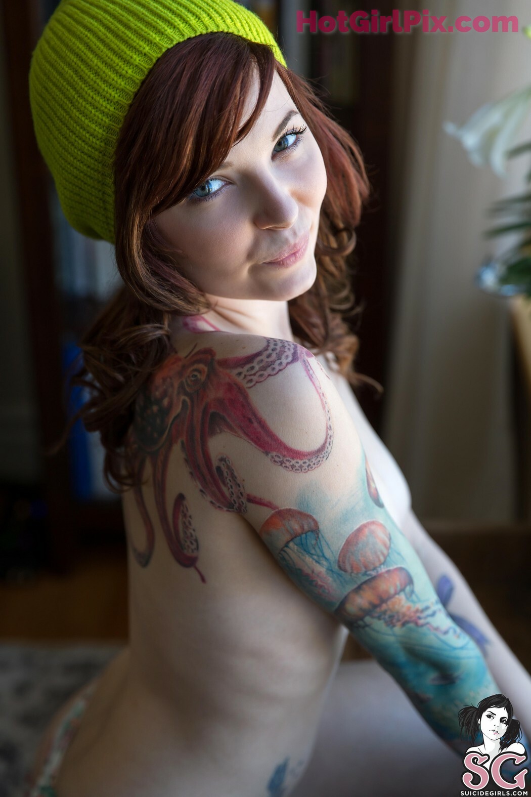 [Suicide Girls] Arriane - Knit Green Cap