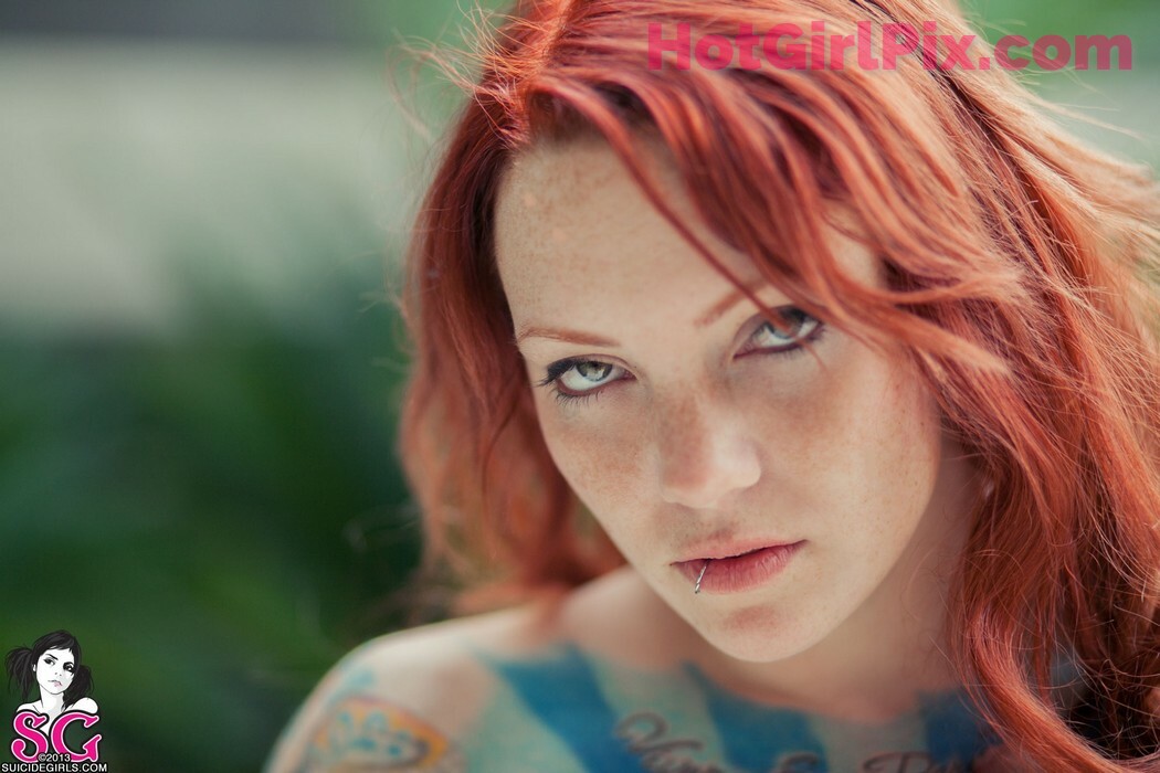 [Suicide Girls] Annasthesia - Morning After