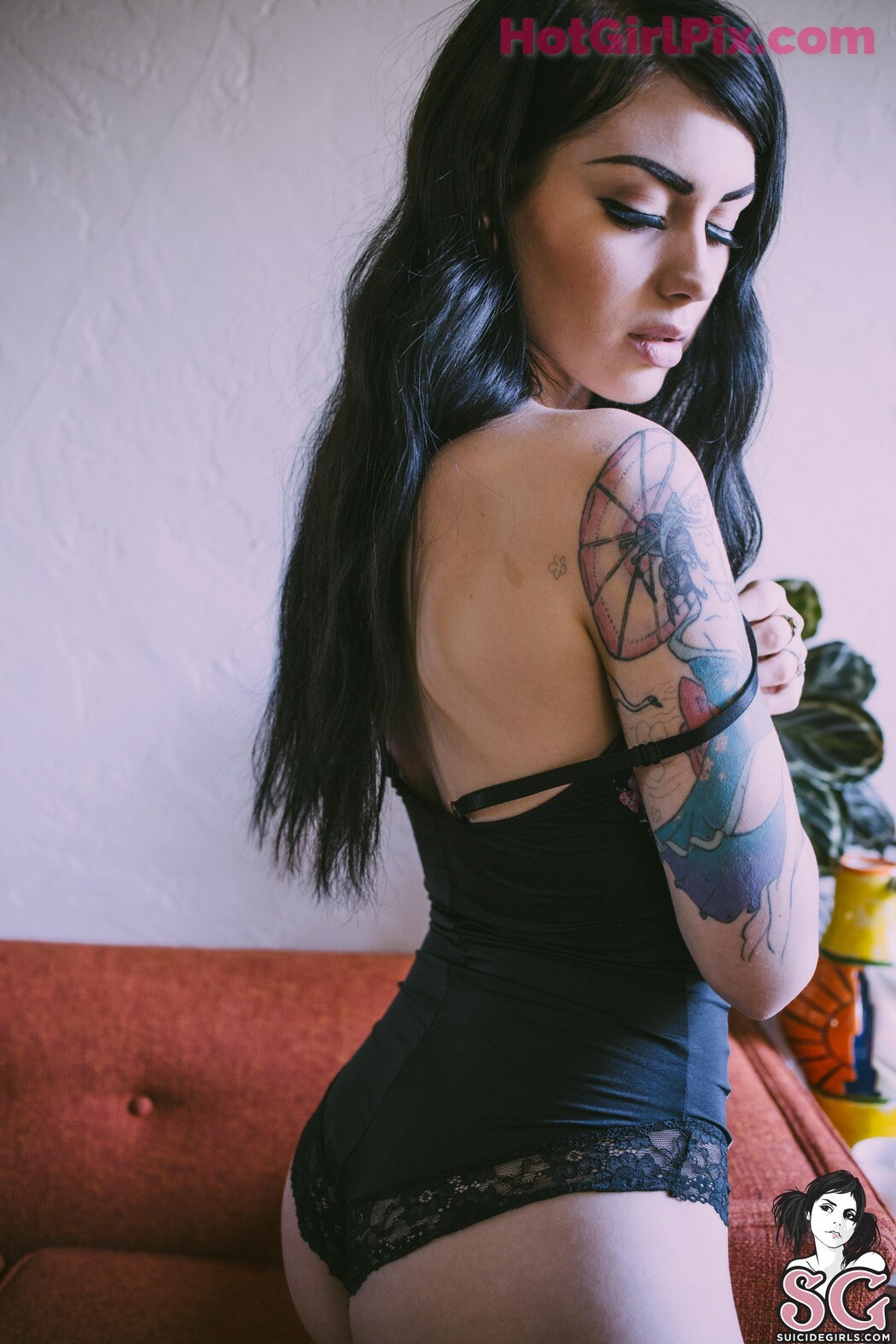 [Suicide Girls] Arwen - Lush