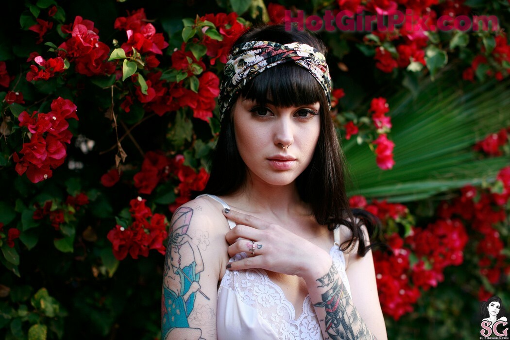 [Suicide Girls] Arwen - Sugarbird