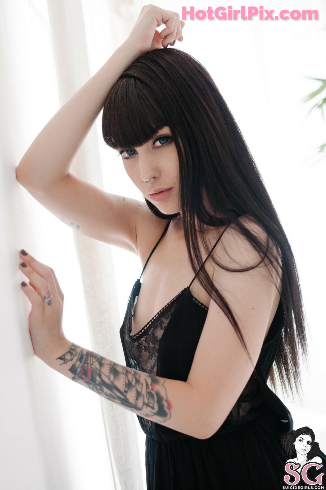 [Suicide Girls] Arwen - Succubus Spell