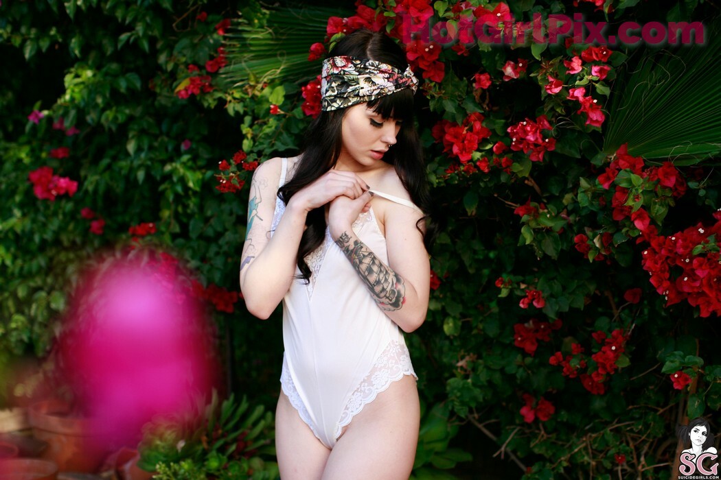 [Suicide Girls] Arwen - Sugarbird