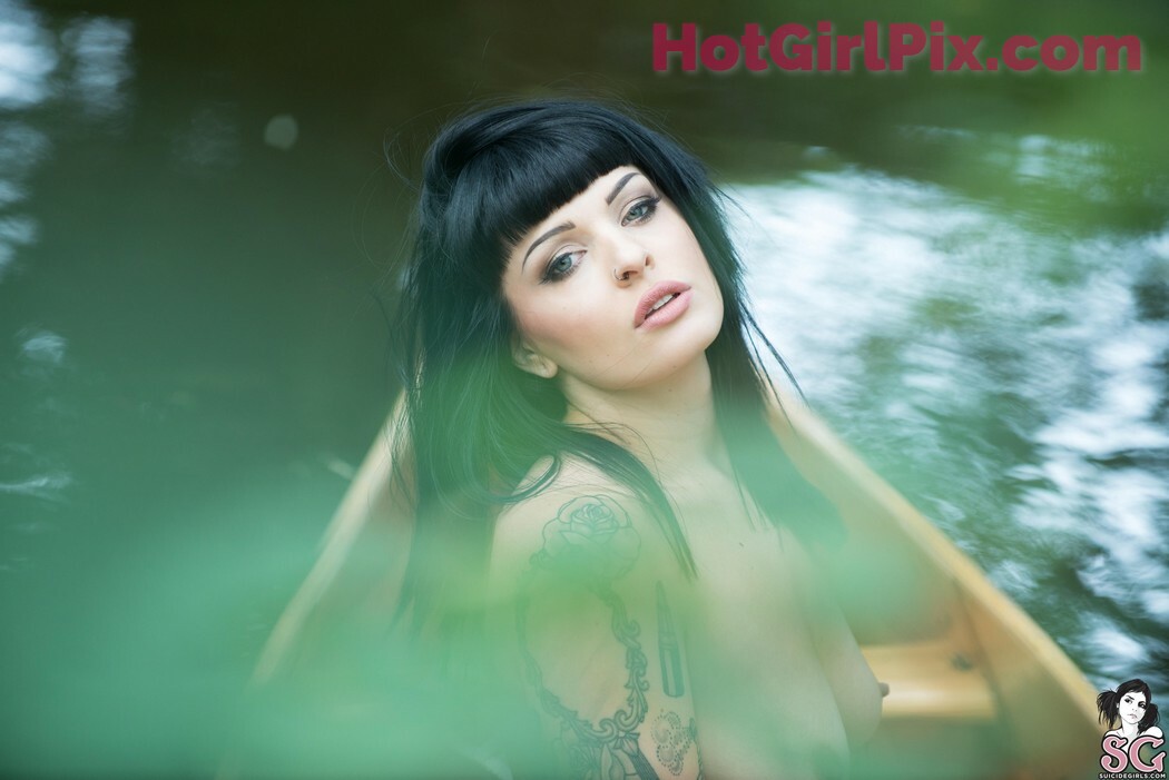 [Suicide Girls] Beckah - Just Around the River Bend