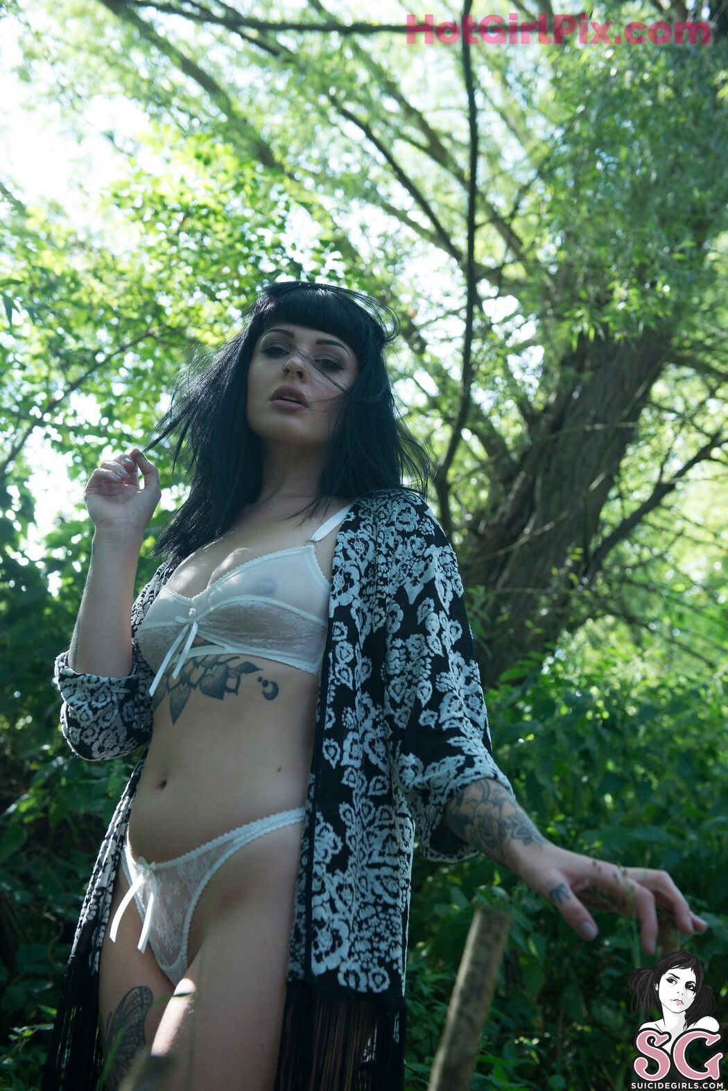 [Suicide Girls] Beckah - Just Around the River Bend