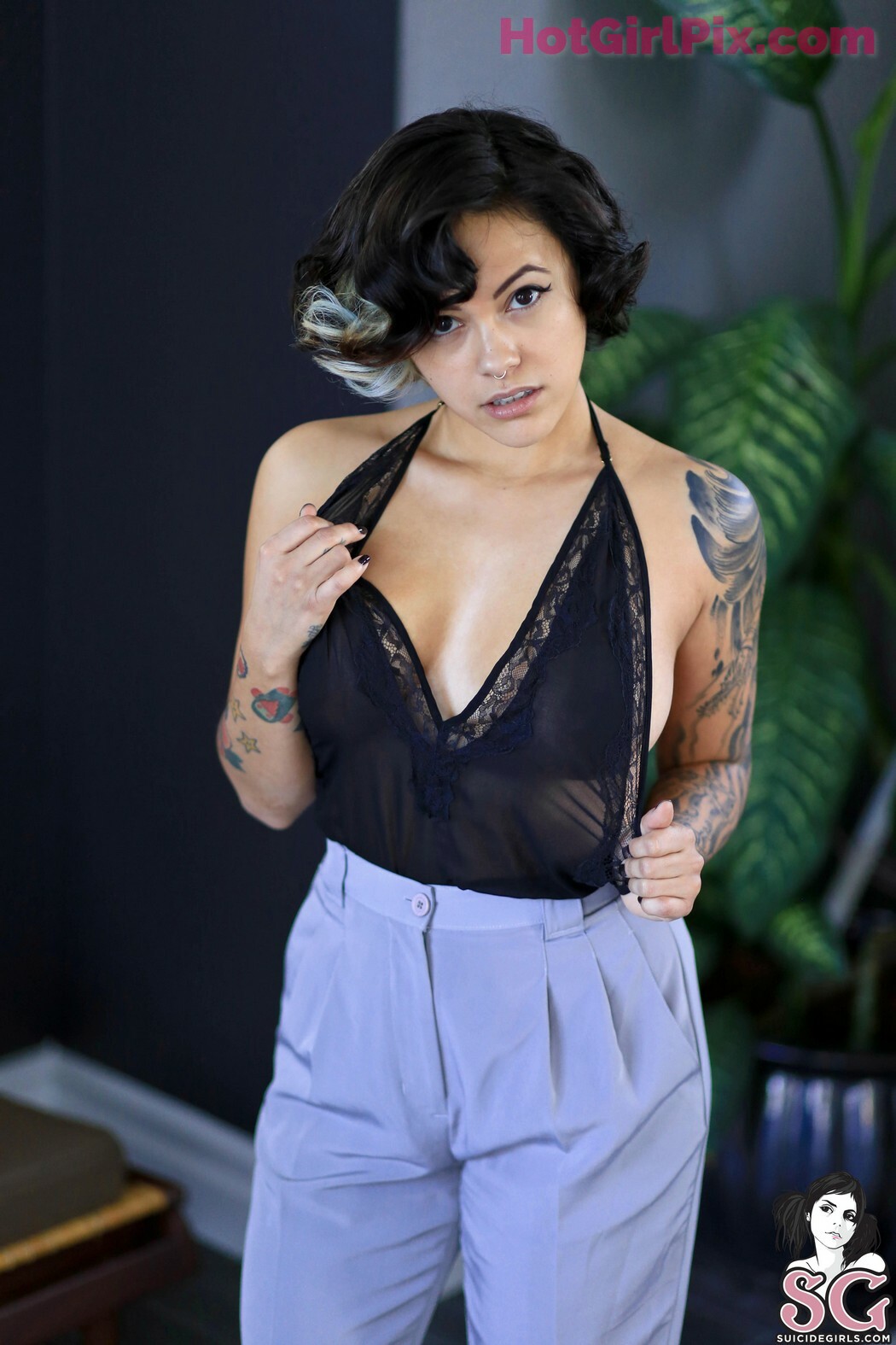 [Suicide Girls] Bixton - 'I have to see a man about a dog'