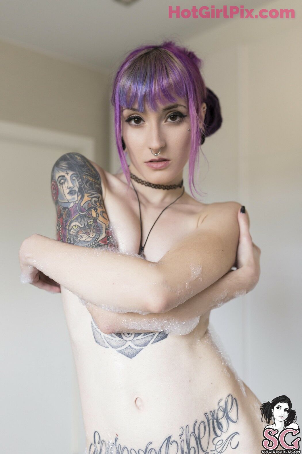 [Suicide Girls] Brighid - Bubble Bath