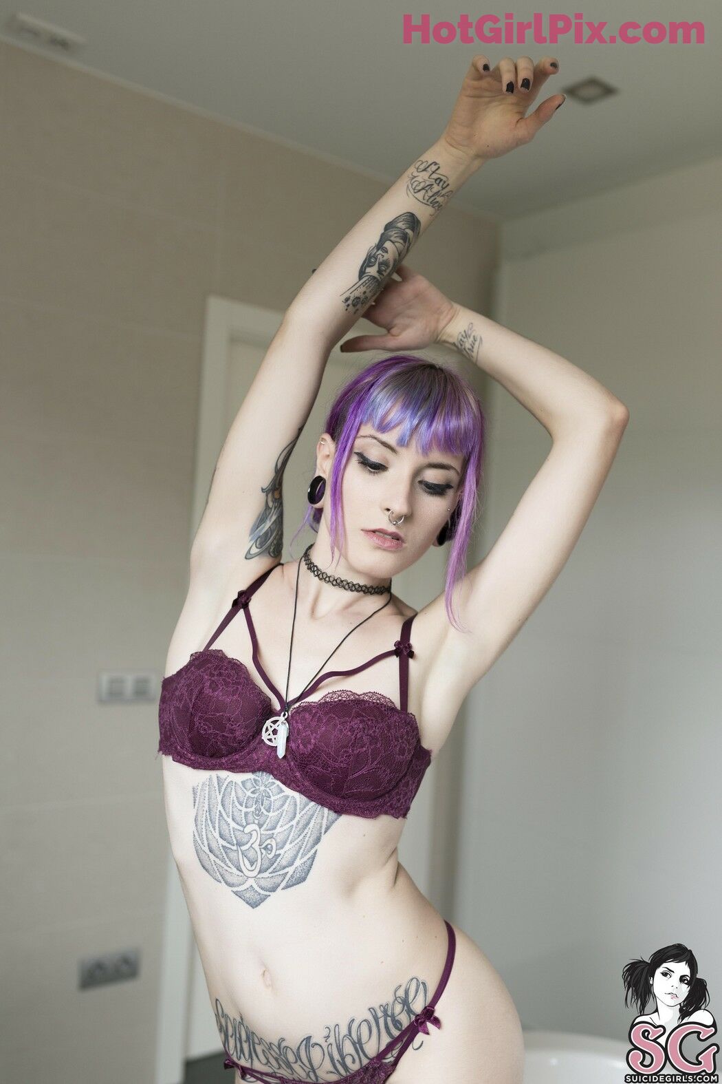 [Suicide Girls] Brighid - Bubble Bath