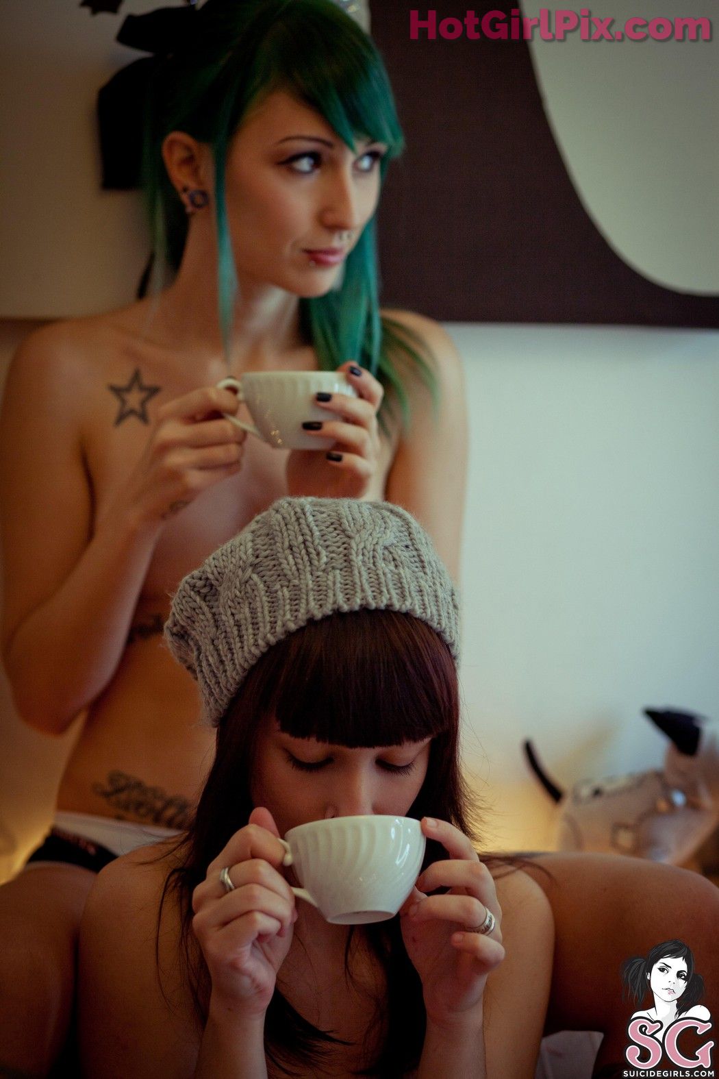 [Suicide Girls] Caia - Xmas Tea