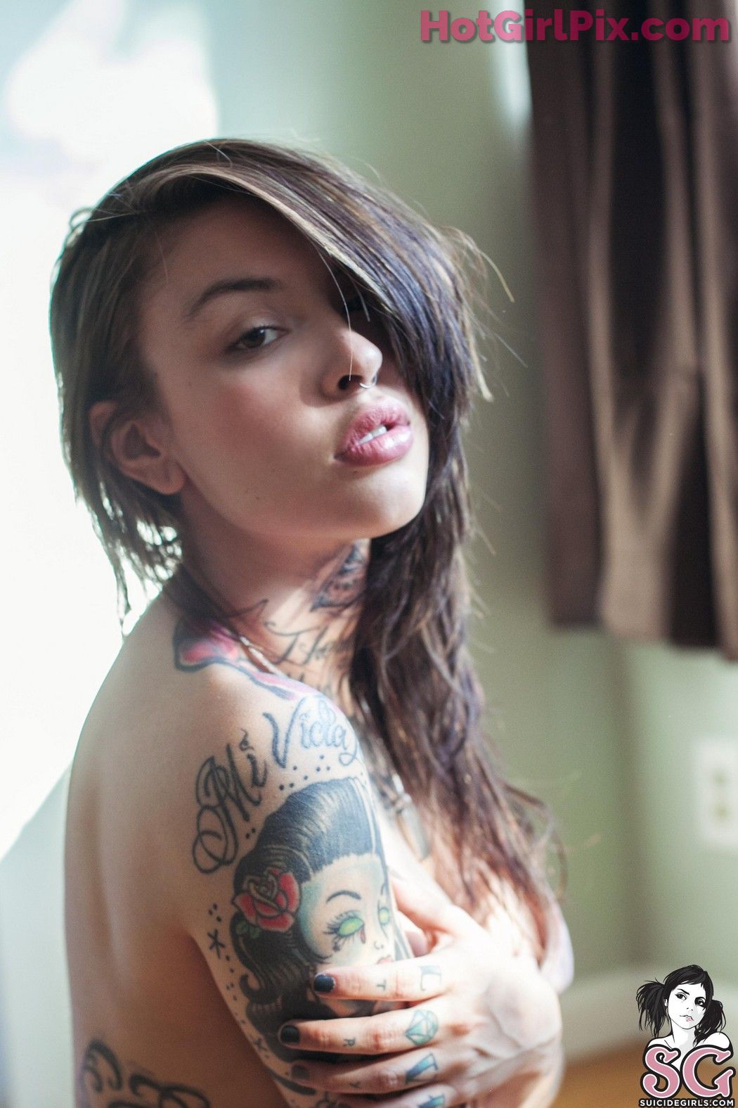 [Suicide Girls] Carrina - The Sun is Gone