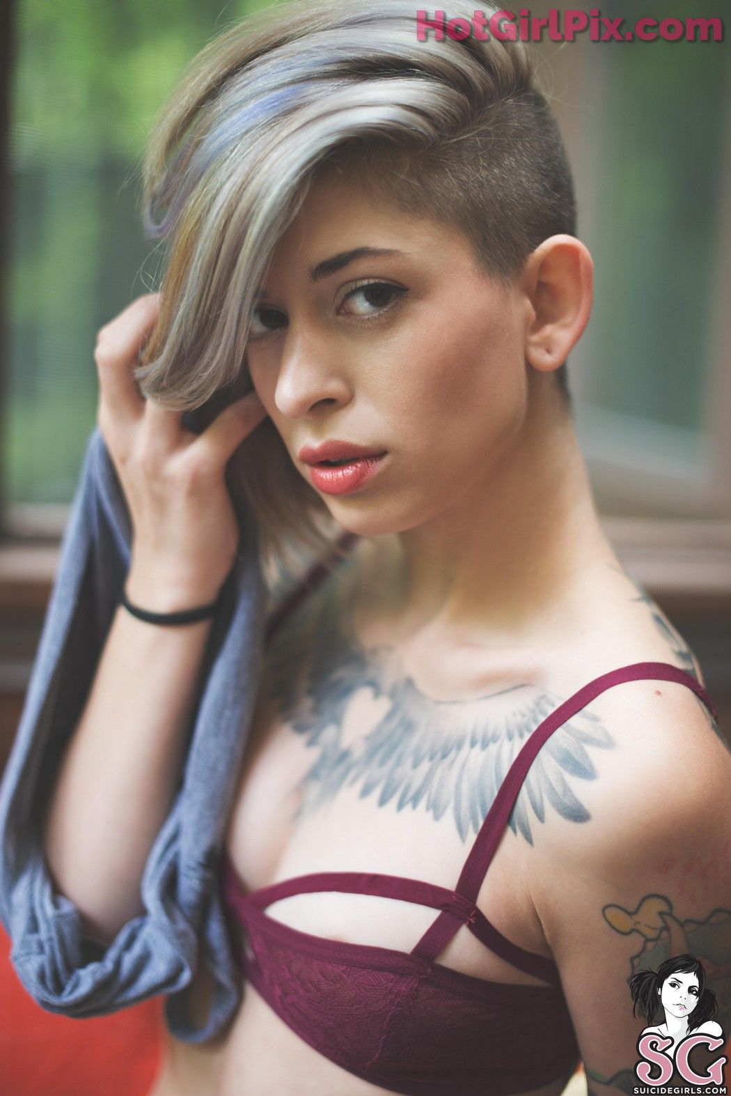 [Suicide Girls] Casanova - Topless Treehouse