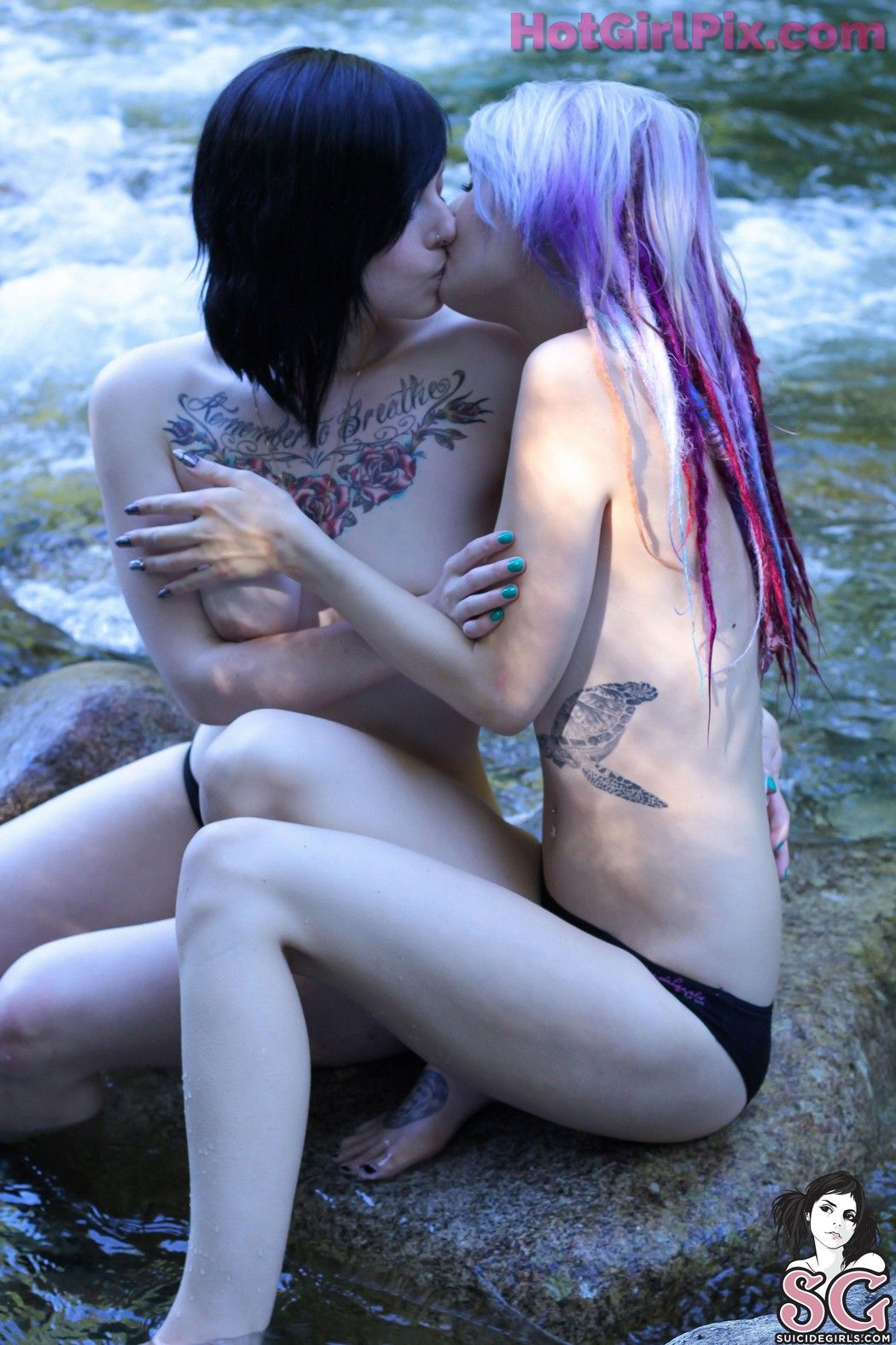 [Suicide Girls] Ceres & Stormyent - Blue is the Warmest Colour