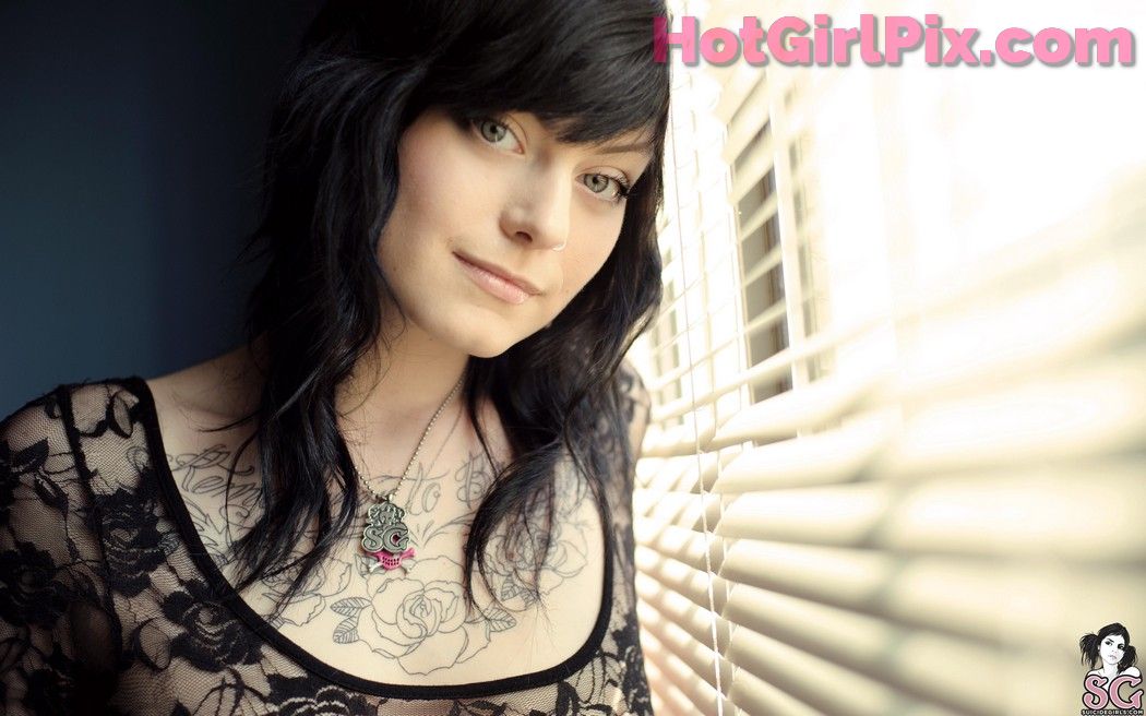 [Suicide Girls] Ceres - Channel U