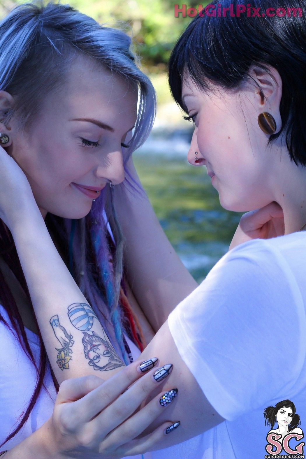 [Suicide Girls] Ceres & Stormyent - Blue is the Warmest Colour