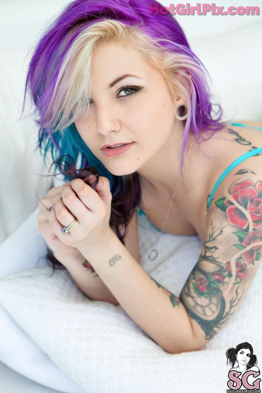 [Suicide Girls] Circa - Blue Dream