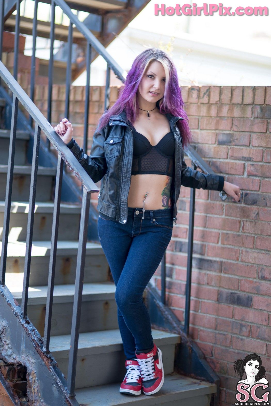 [Suicide Girls] Circa - Lets Kick It