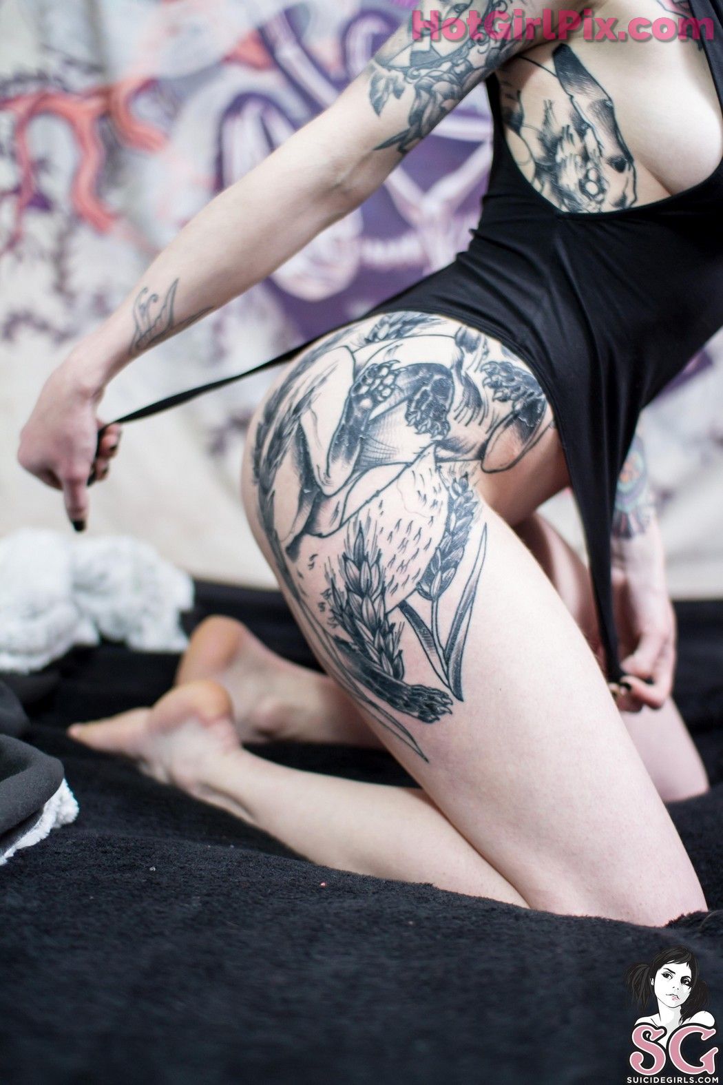 [Suicide Girls] Clem - Lost in Wonderland