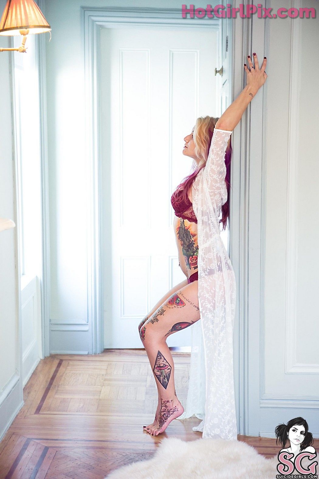 [Suicide Girls] Circa - White Lotus