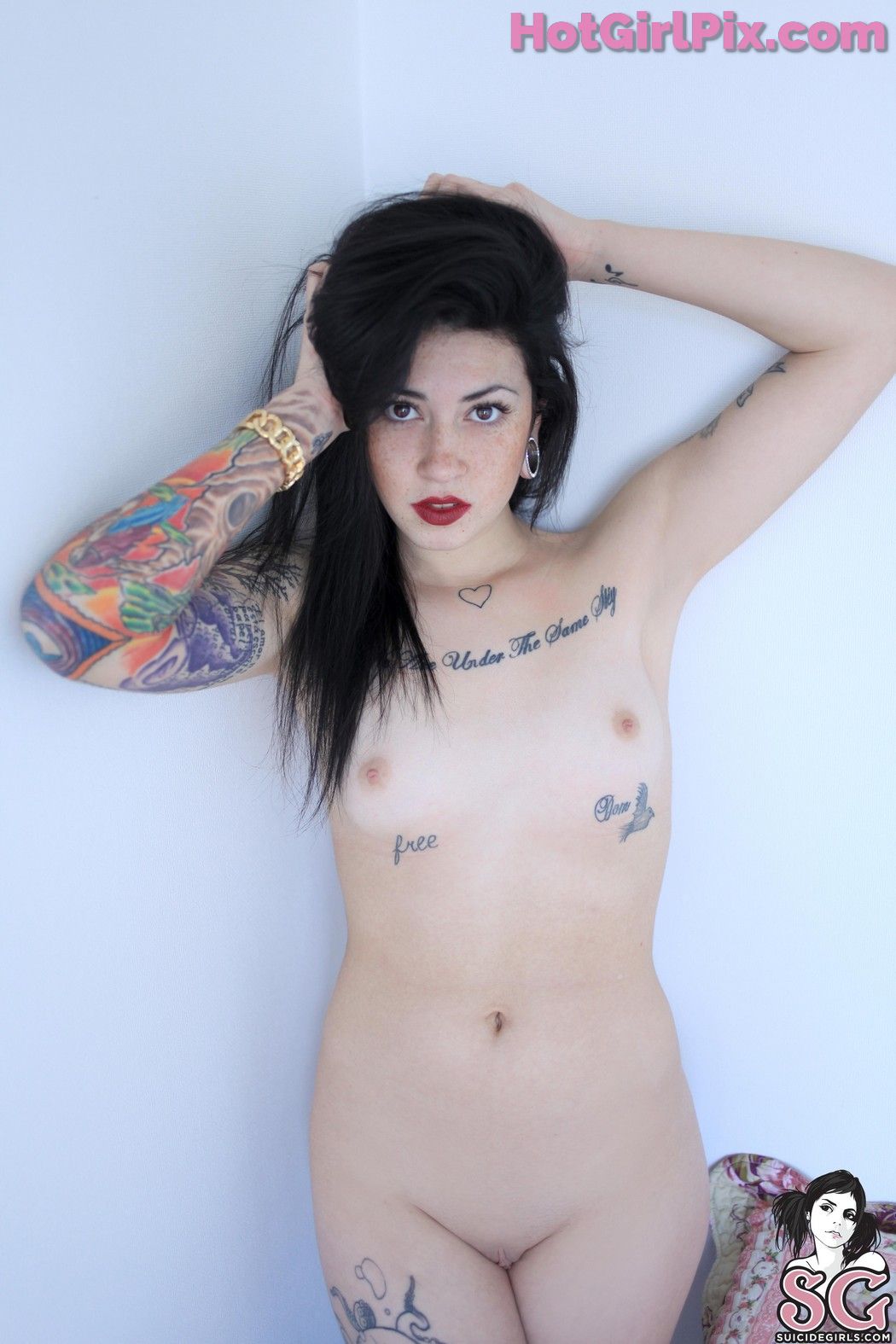 [Suicide Girls] Cra - Báck Hills