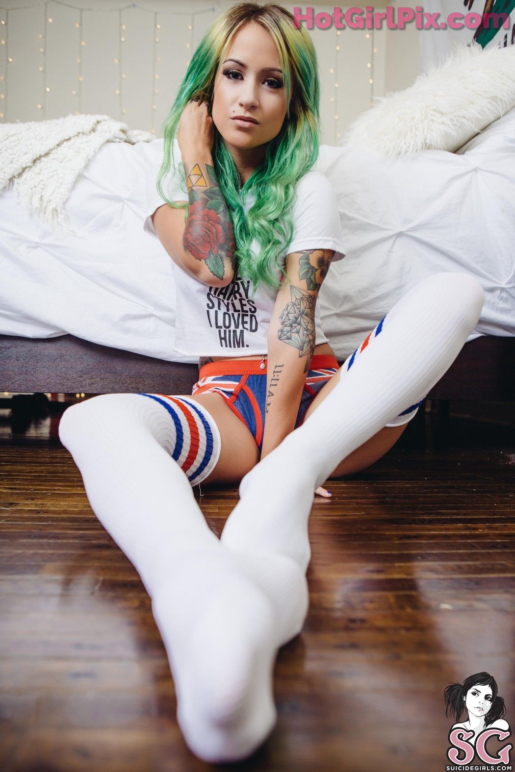 [Suicide Girls] Delacour - Teenage Kicks