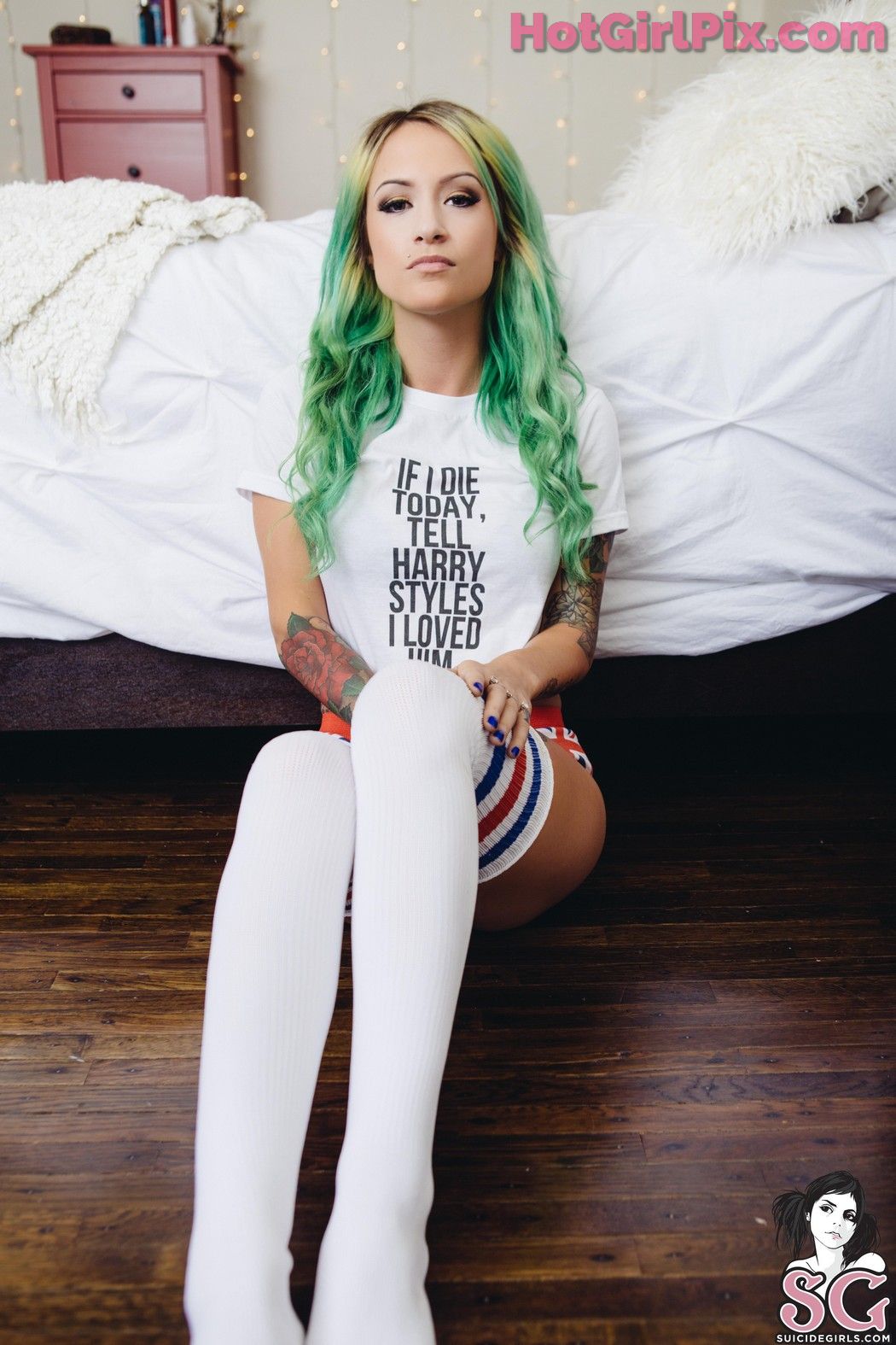 [Suicide Girls] Delacour - Teenage Kicks