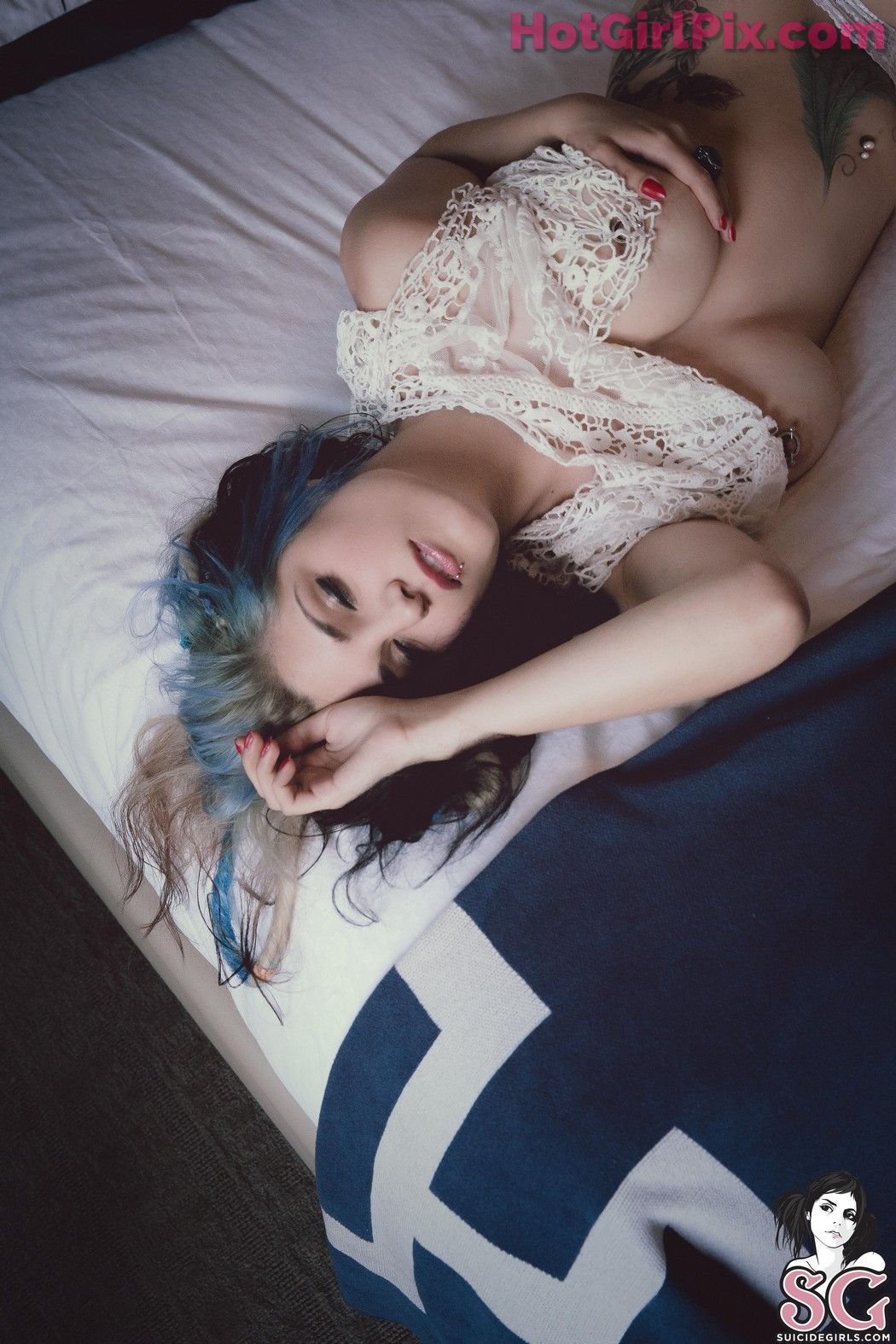 [Suicide Girls] Euphemia - Mer Bleu