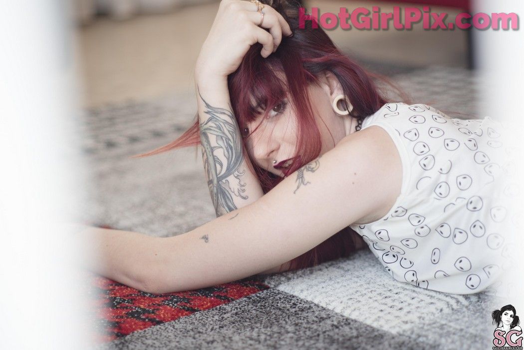 [Suicide Girls] Eklyss - Lollipop