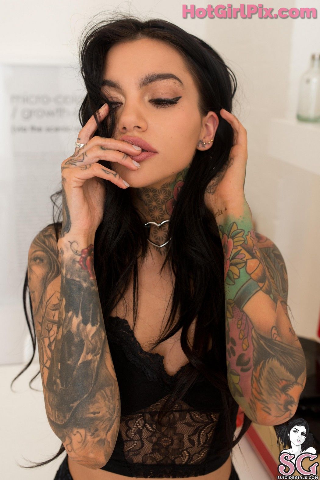 [Suicide Girls] Foxilla - I'm Feeling Myself