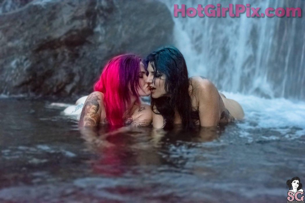 [Suicide Girls] Fernanda & Circa - Naiades