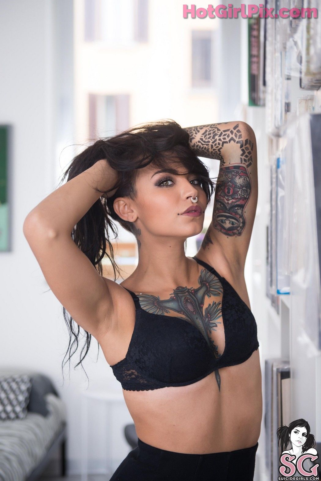 [Suicide Girls] Fishball - (Un)dressed in Black