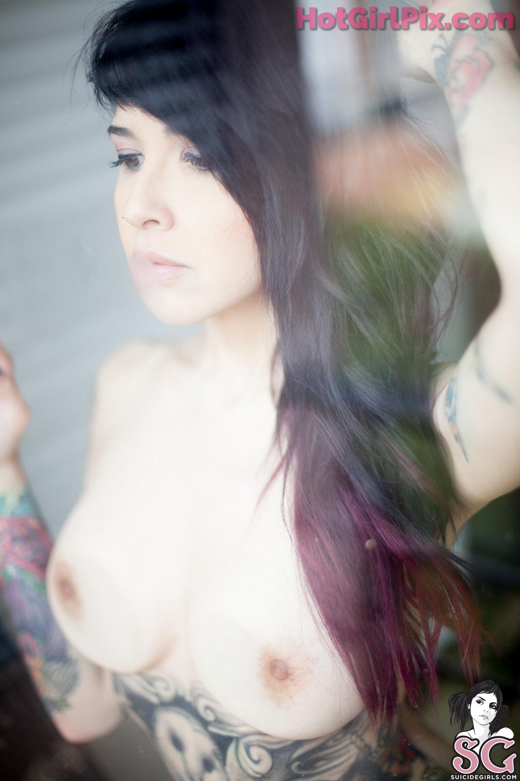 [Suicide Girls] Ilanna - Graphic nature