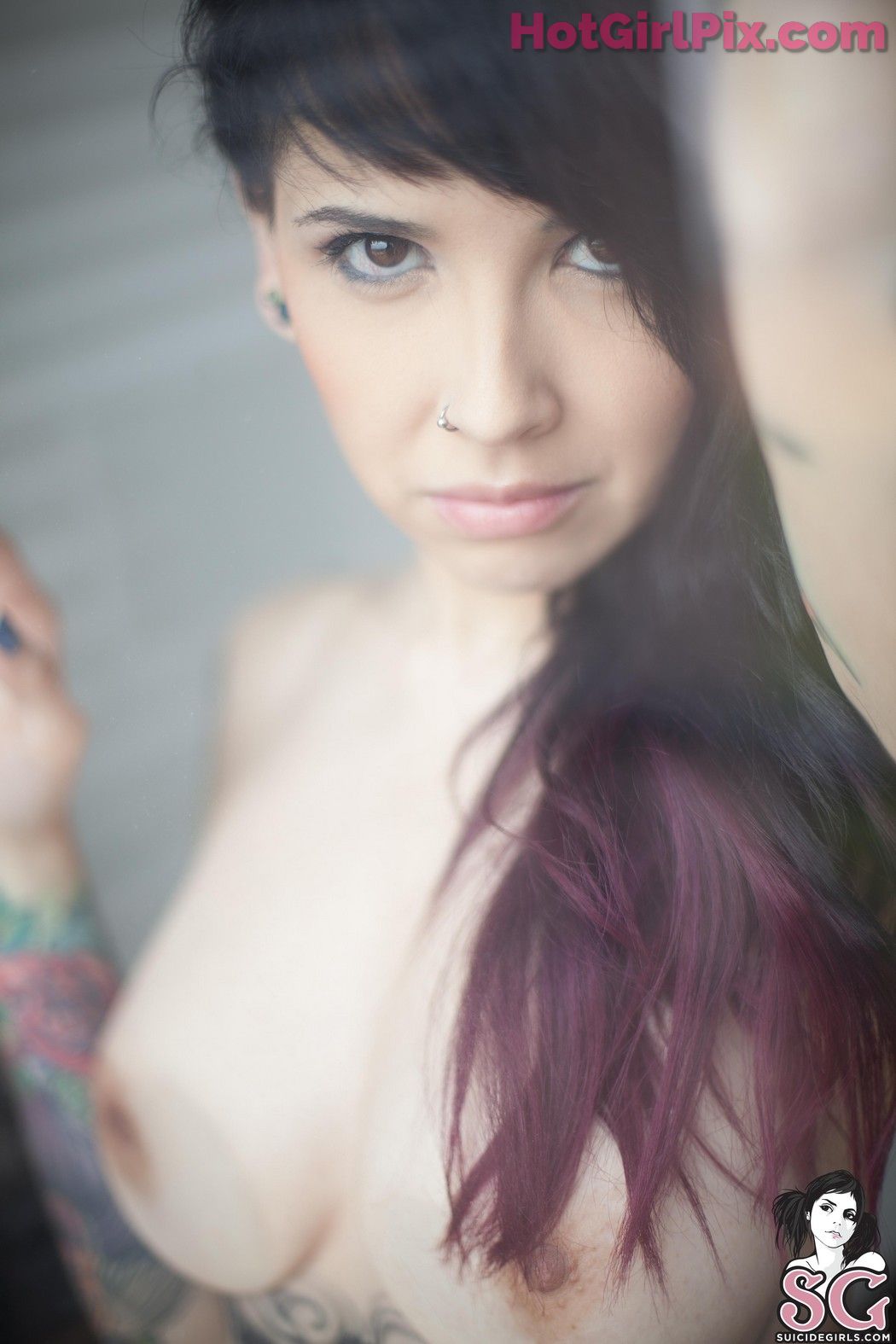 [Suicide Girls] Ilanna - Graphic nature