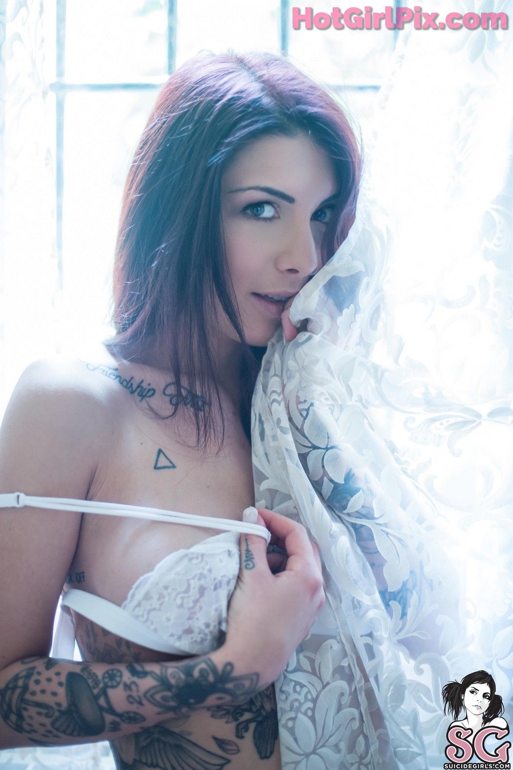 [Suicide Girls] Indaco - Get Closer