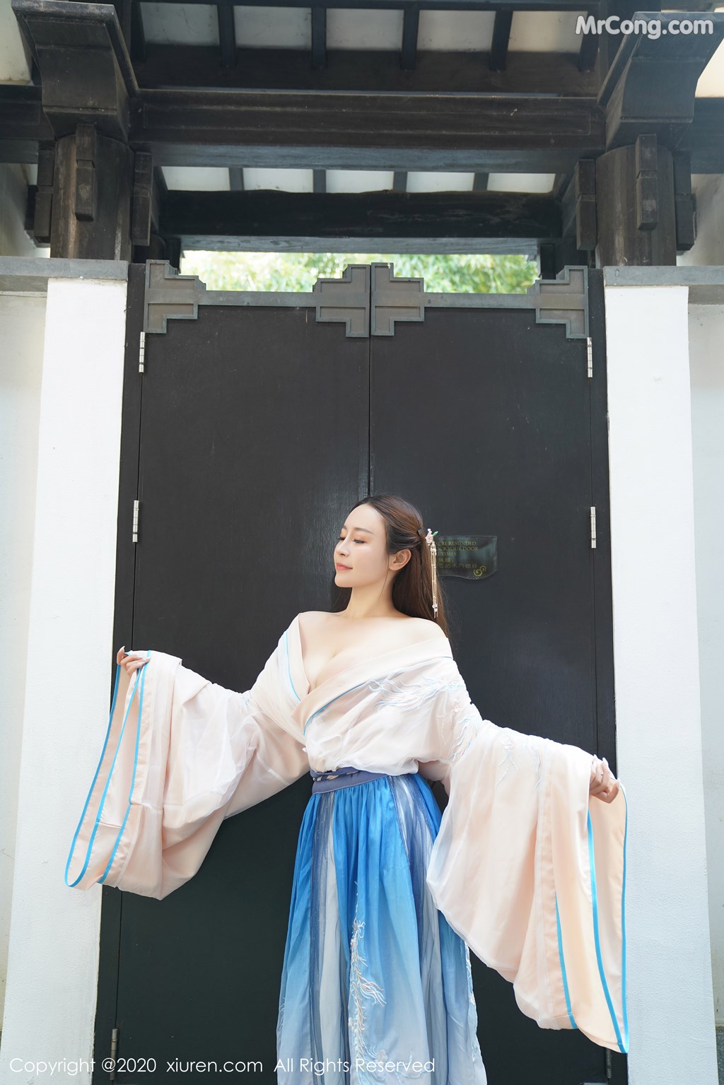 [XIUREN] No.1983 Zhou Jing Kong 周井空