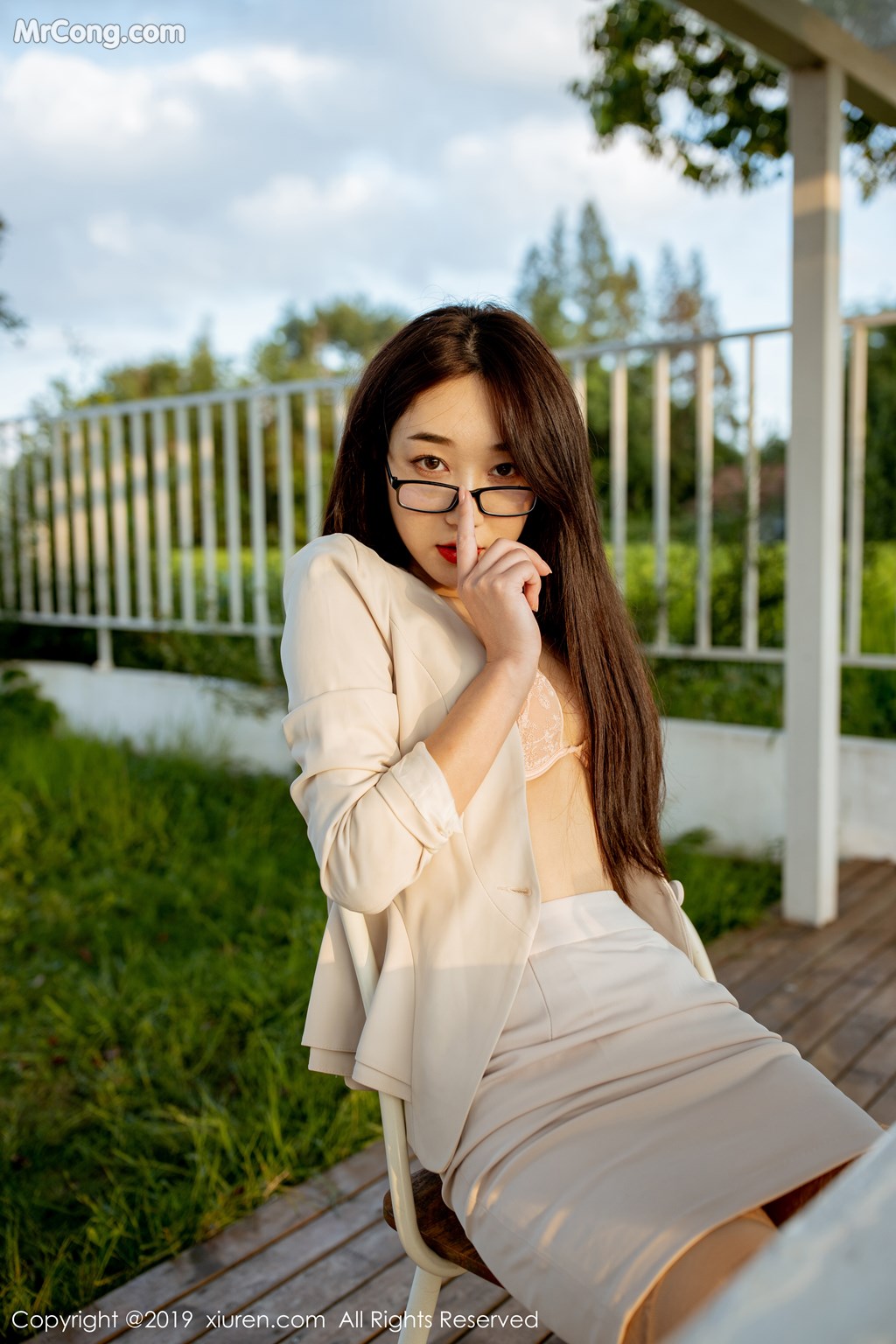 [XIUREN] No.1700 Xiao Jiu Yue 小九月