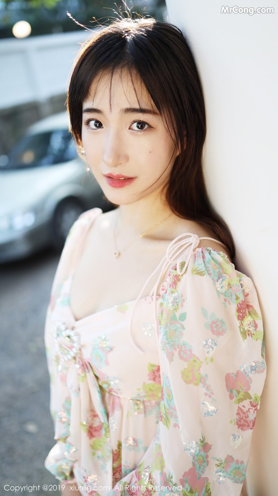 [XIUREN] No.1892 艺儿拿铁