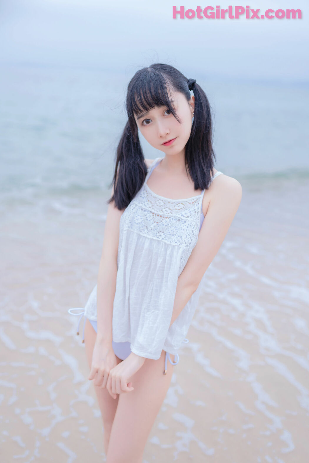 [Beauty Coser] Mu Mianmian OwO "White Bikini by the Sea"