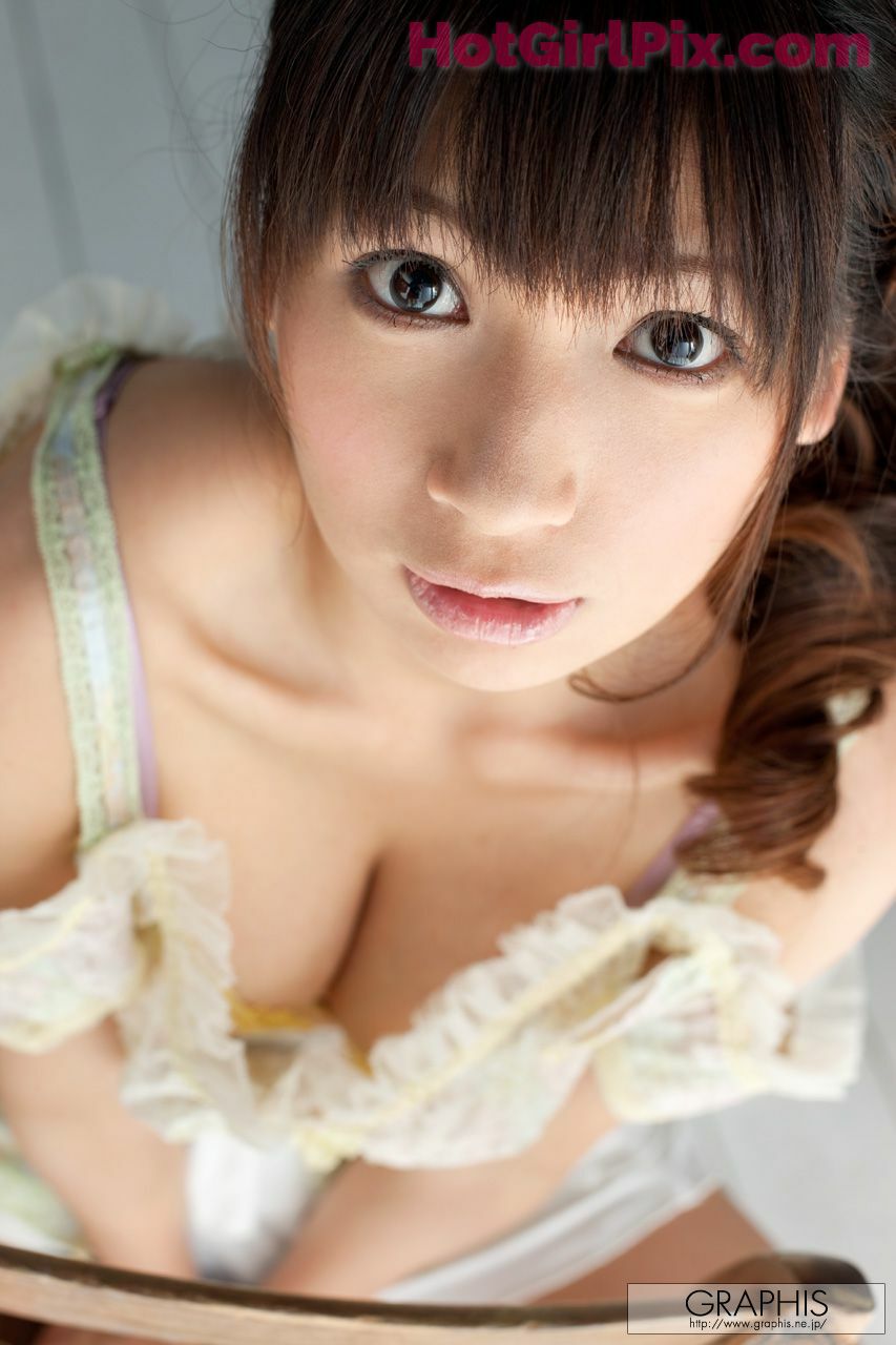 [Graphis] First Gravure First off daughter
